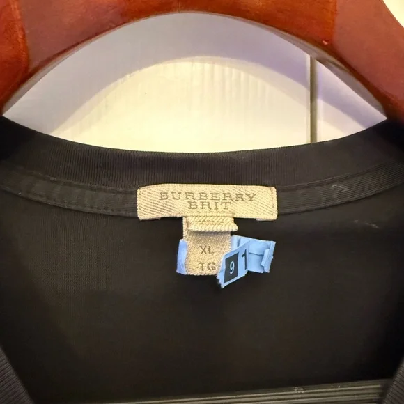 Burberry Men’s Black V-Neck Tee with Red Emblem - Picture 3 of 4